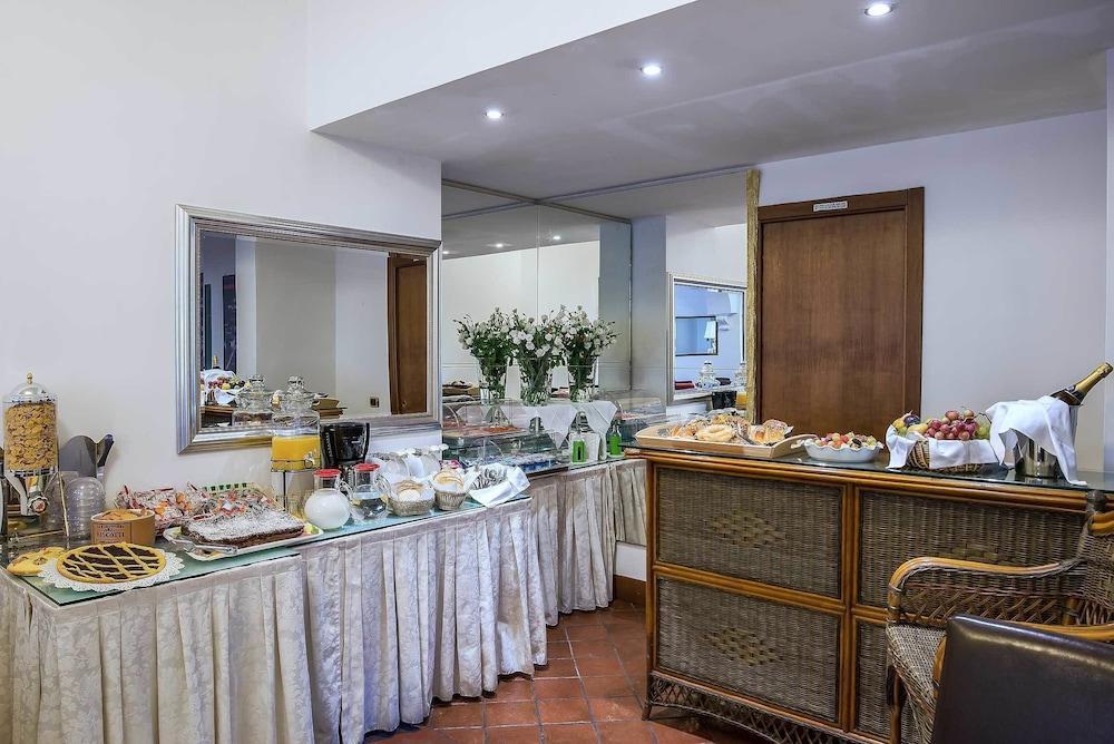 Hotel Caracciolo Roma Ngoại thất bức ảnh