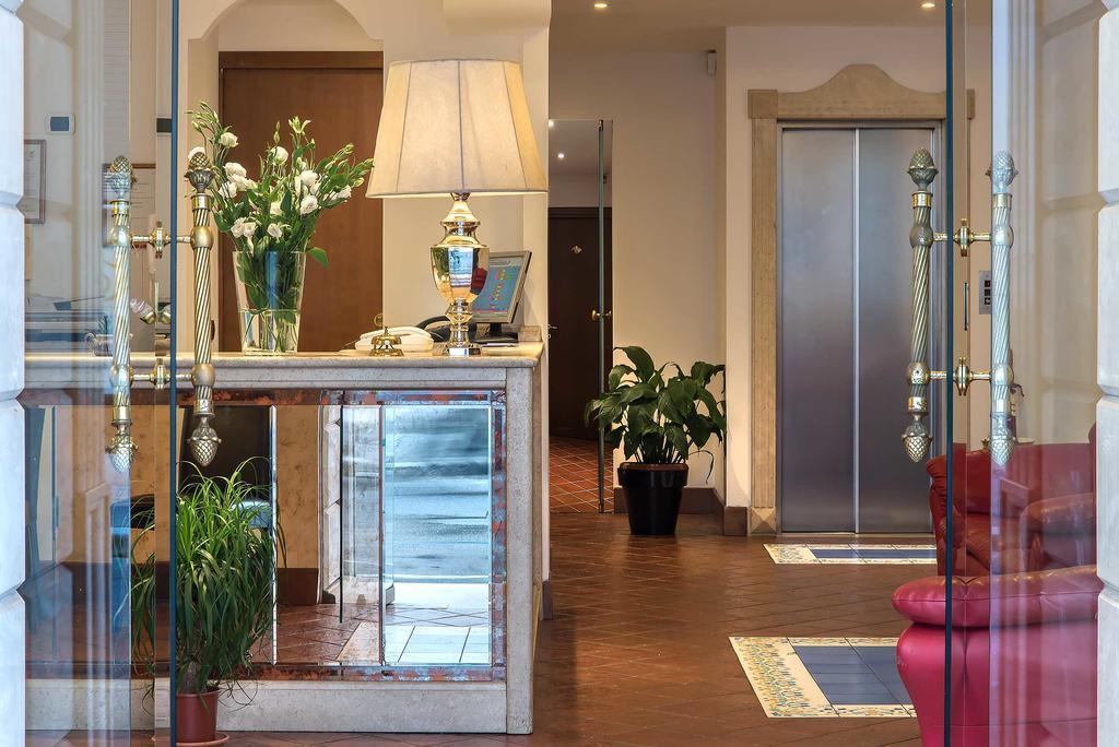 Hotel Caracciolo Roma Ngoại thất bức ảnh